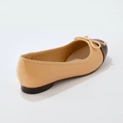 Platte, tweekleurige ballerina's
