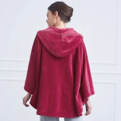 Poncho in fleece met pluchetouch en kap