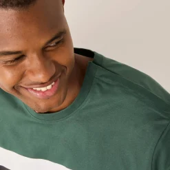 Praktisch T-shirt met lange mouwen en opening aan de schouder