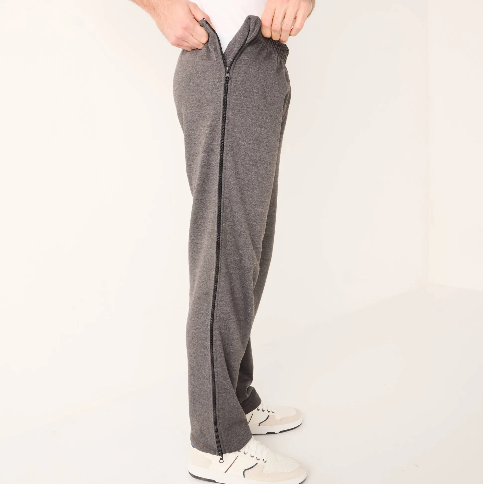 Praktische joggingbroek, ritsen opzij
