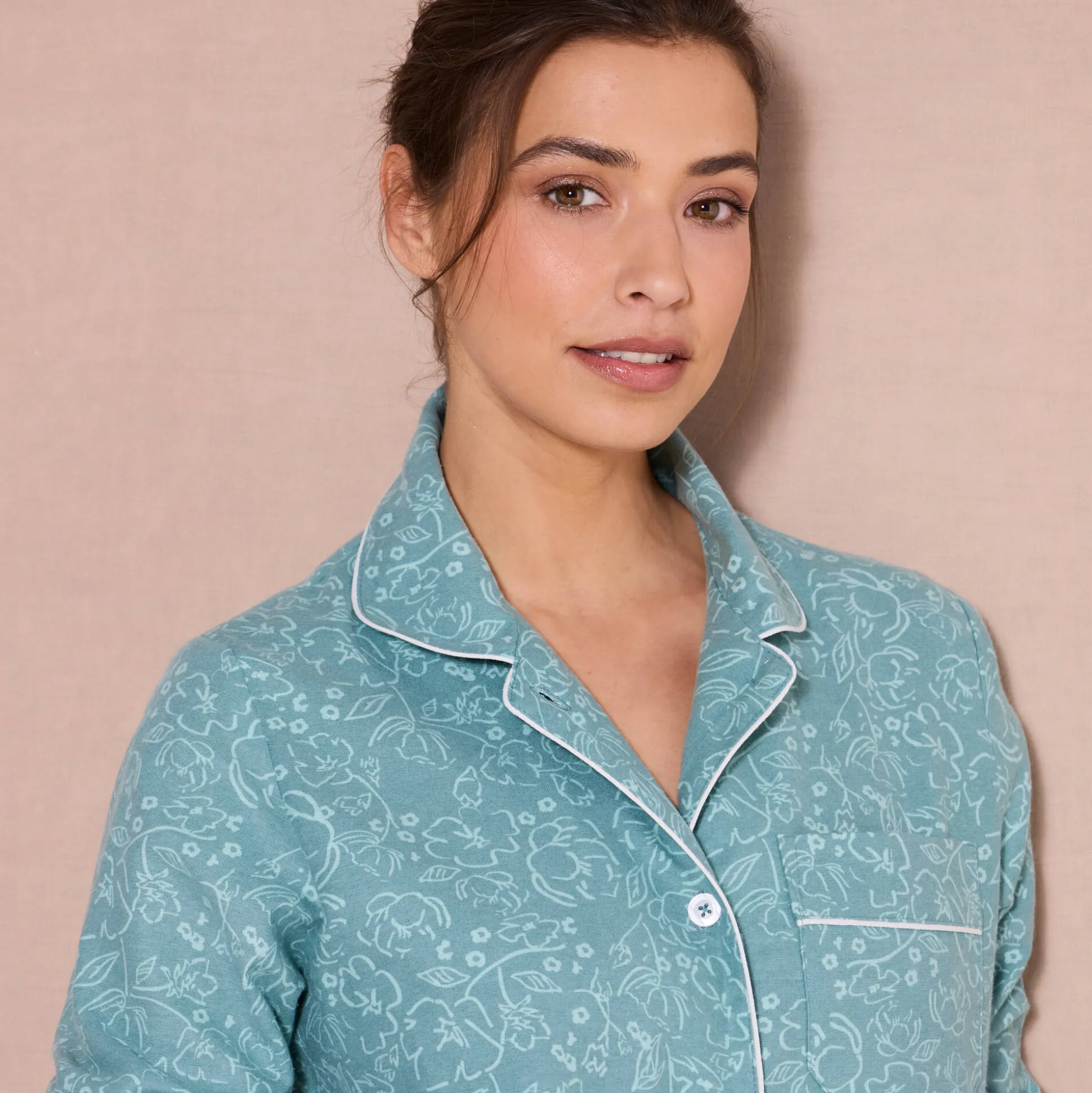 Pyjama in flanel met bloemenprint