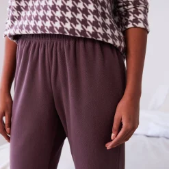 Pyjama in fleece met pied-de-coq print