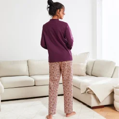 Pyjama met knopen en dierenhuidprint
