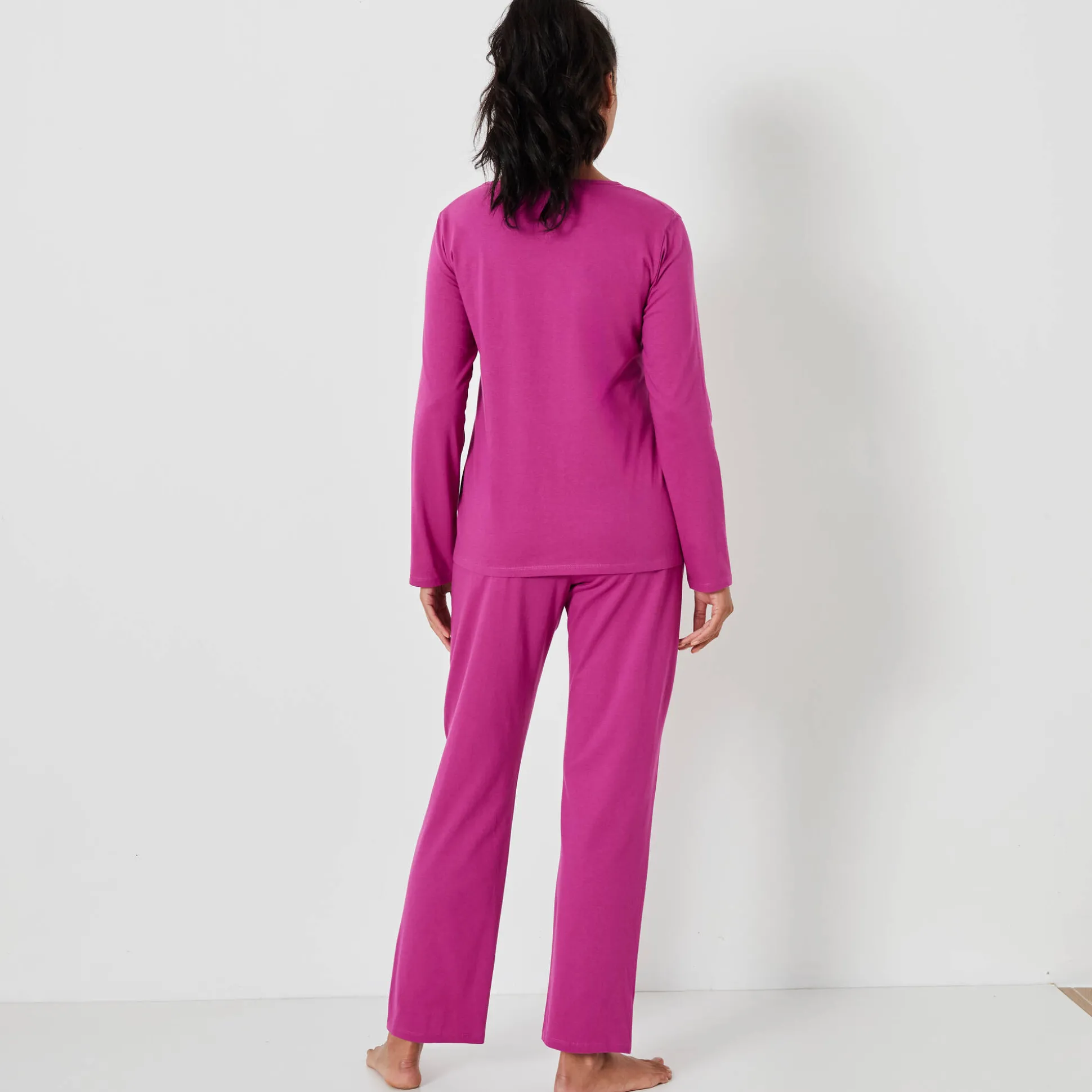 Pyjama met lange mouwen en rozettenmotief