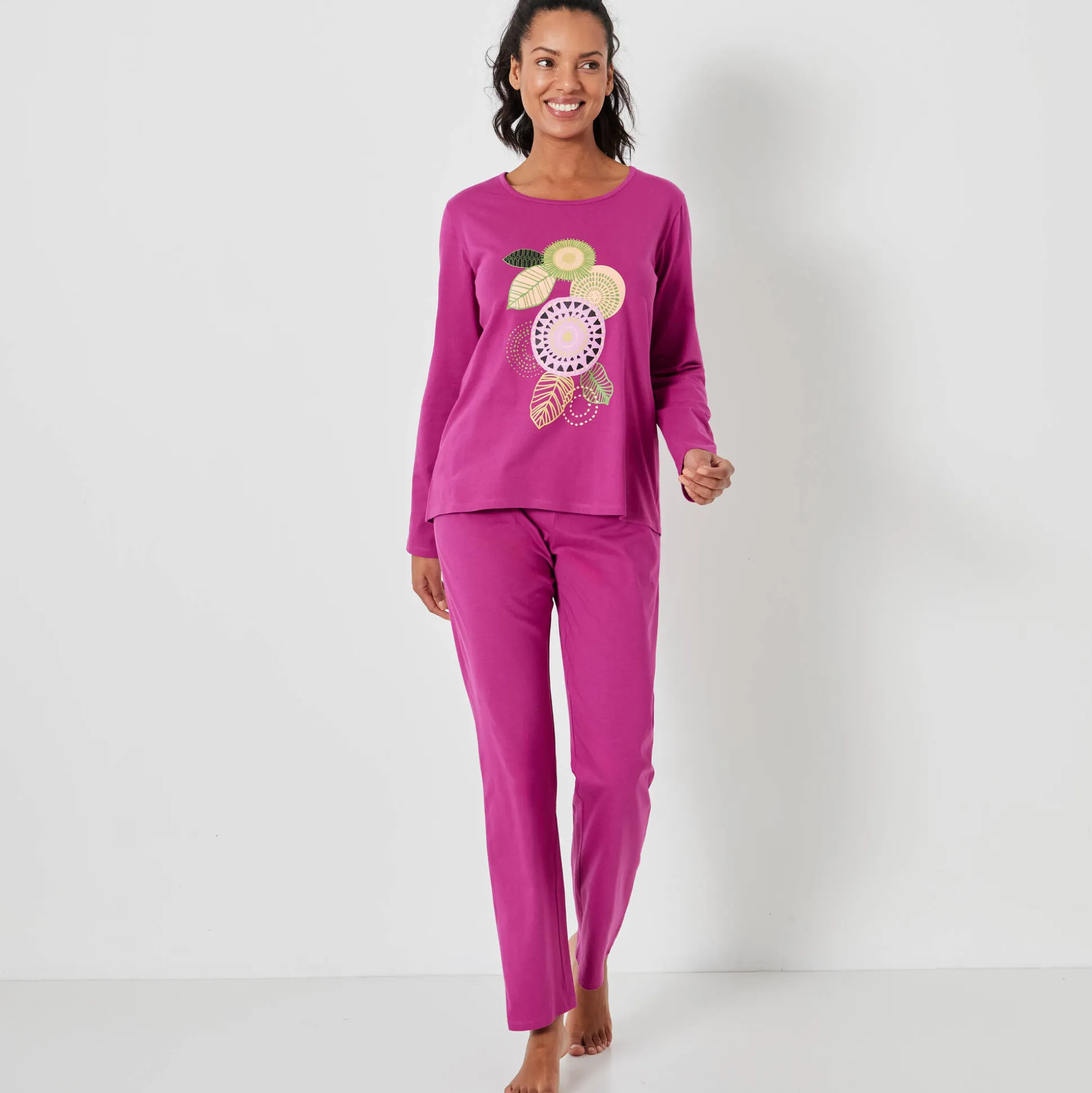 Pyjama met lange mouwen en rozettenmotief
