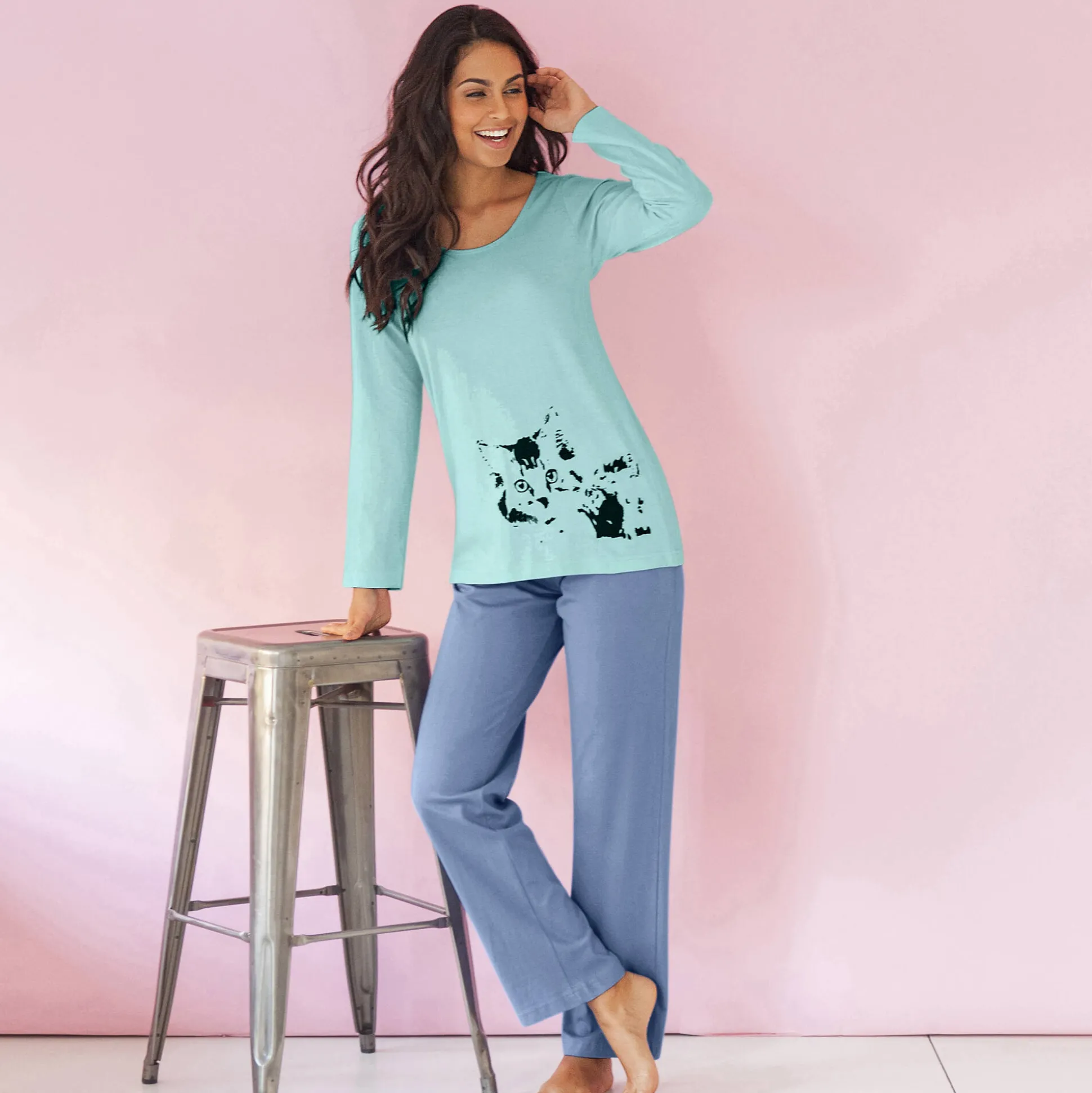 Pyjama met poesmotief - set van 2