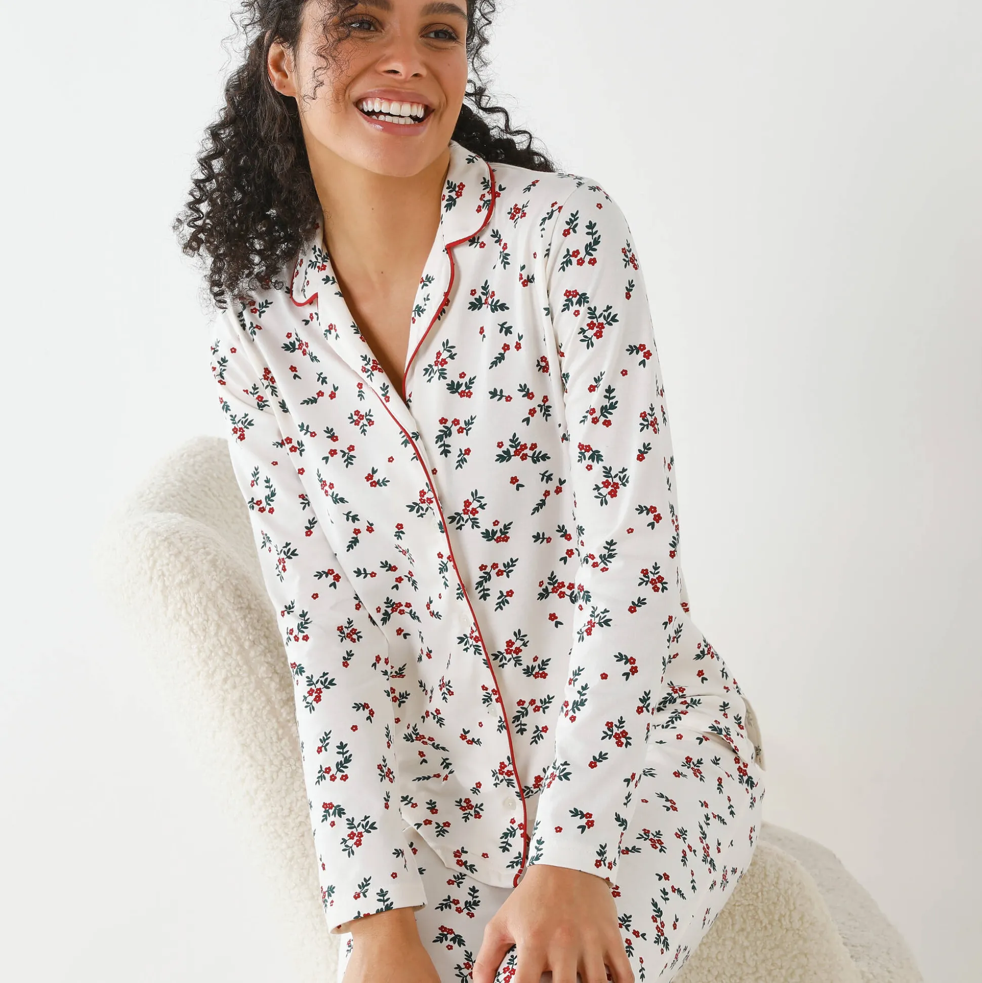 Pyjama met reverskraag en hulstprint