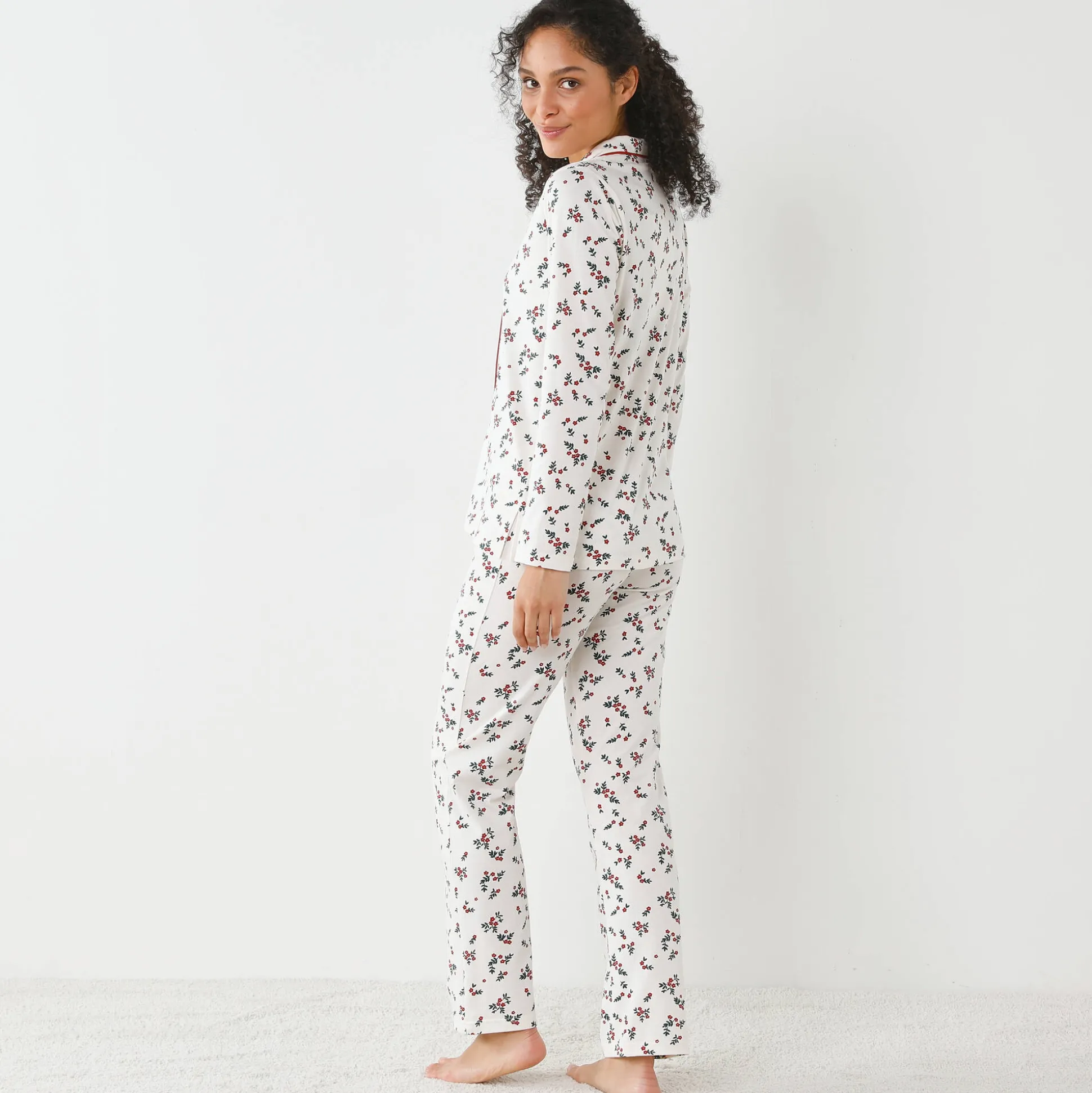Pyjama met reverskraag en hulstprint