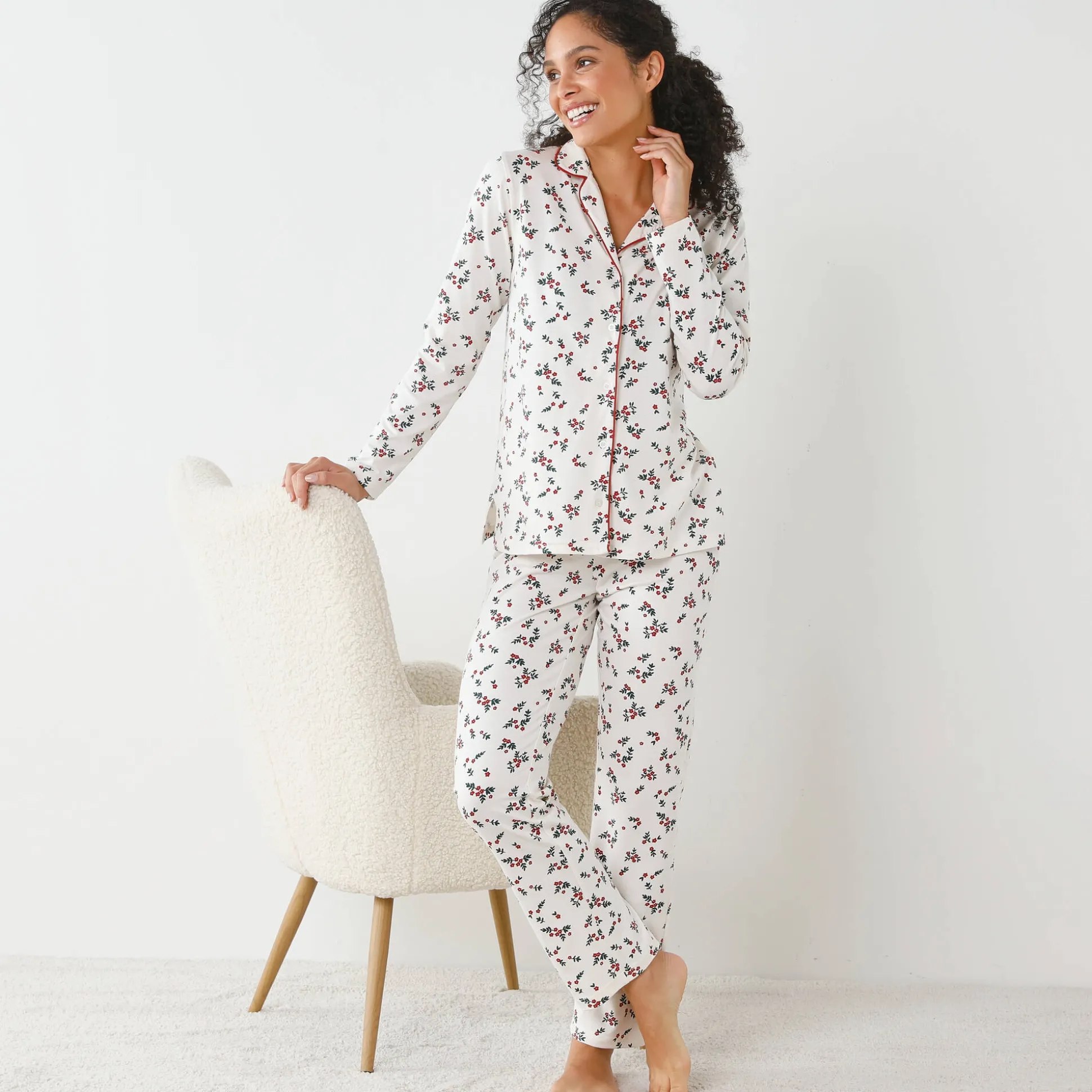Pyjama met reverskraag en hulstprint