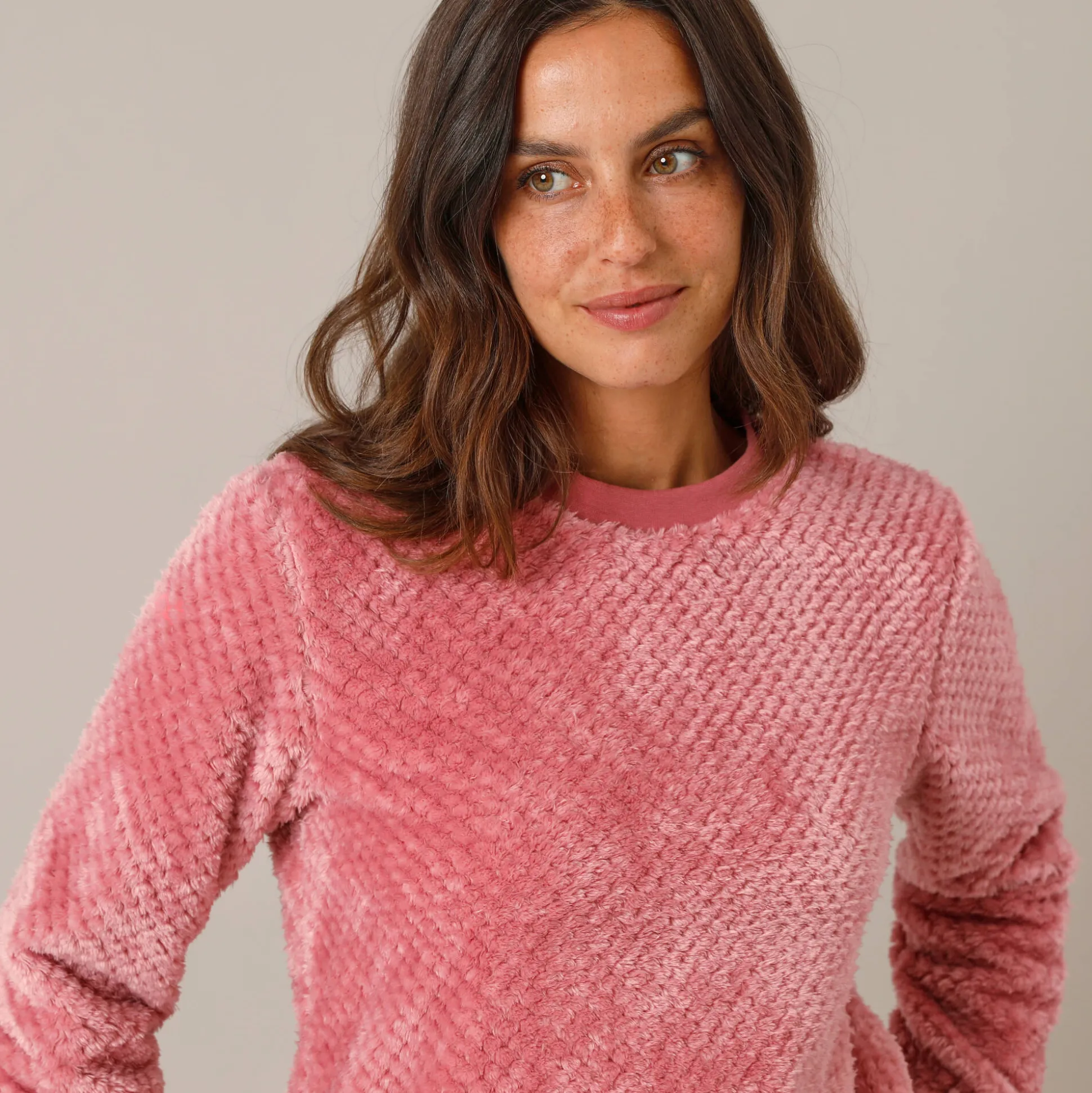 Pyjama van gestructureerd fleece