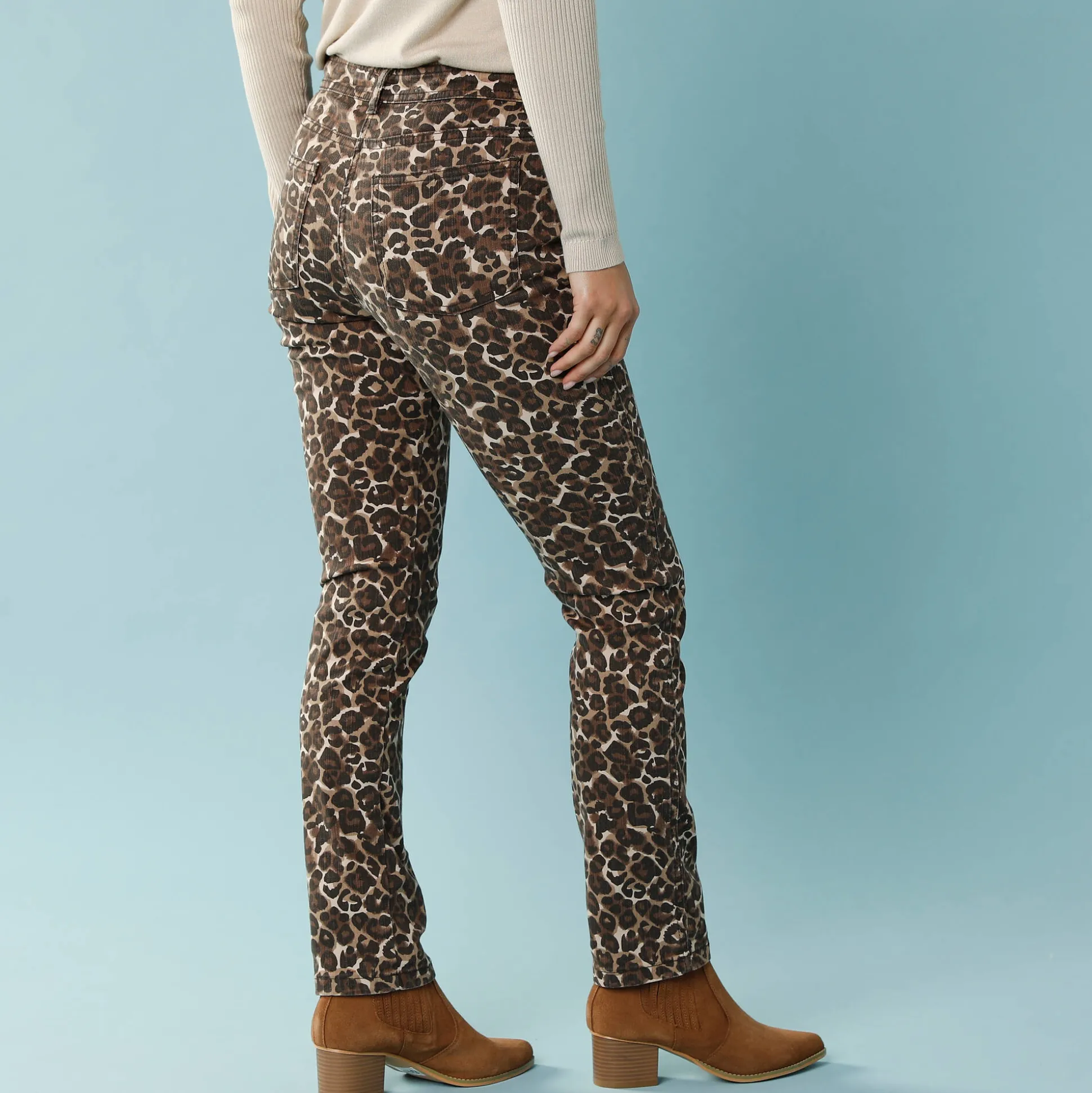 Rechte broek met luipaardprint, kleine lengtes