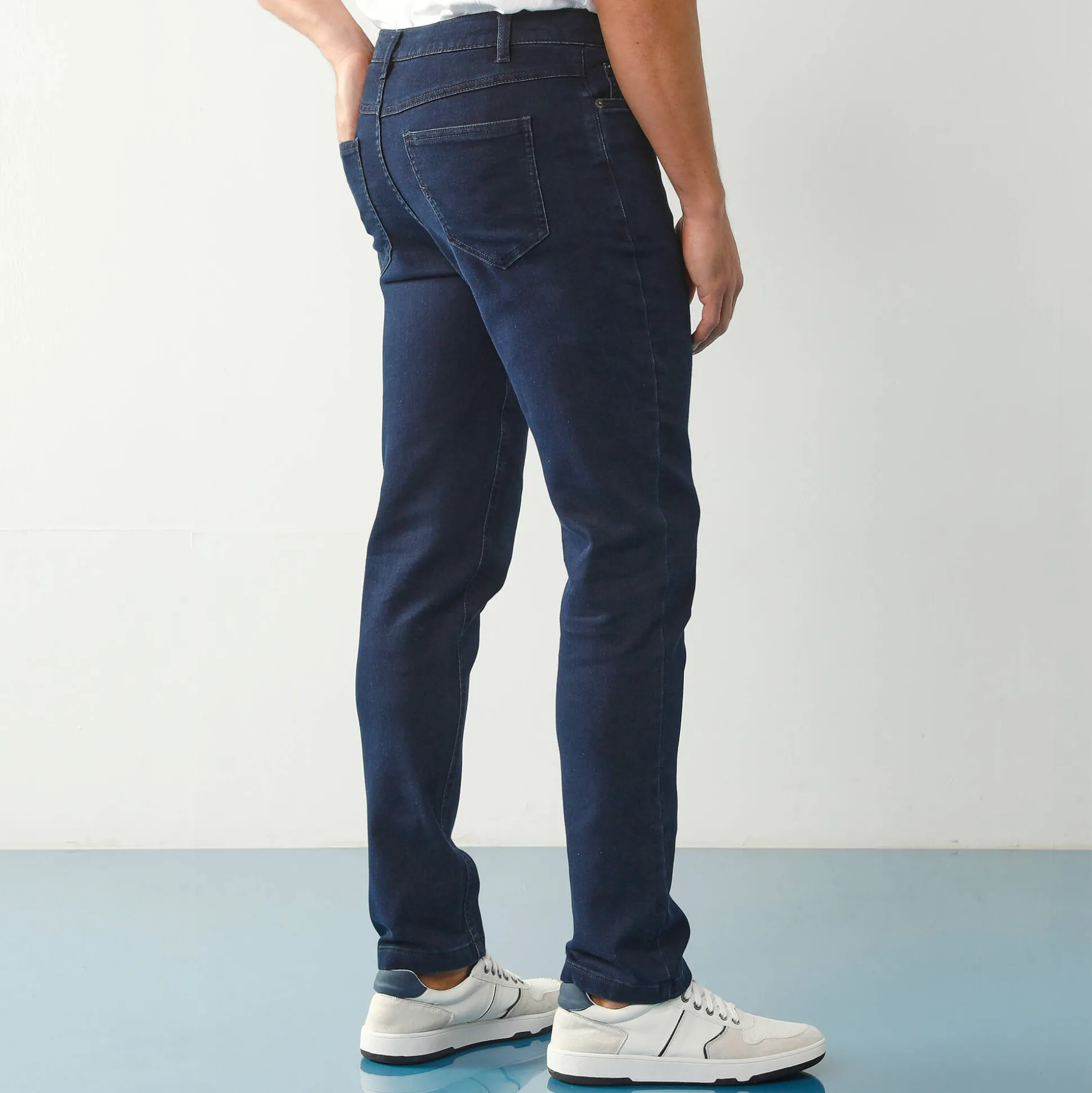 Rechte jeans met 5 zakken, ultrastretch denim - L32