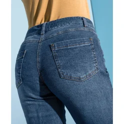 Rechte jeans met ceintuur, speciaal voor kleine lengtes