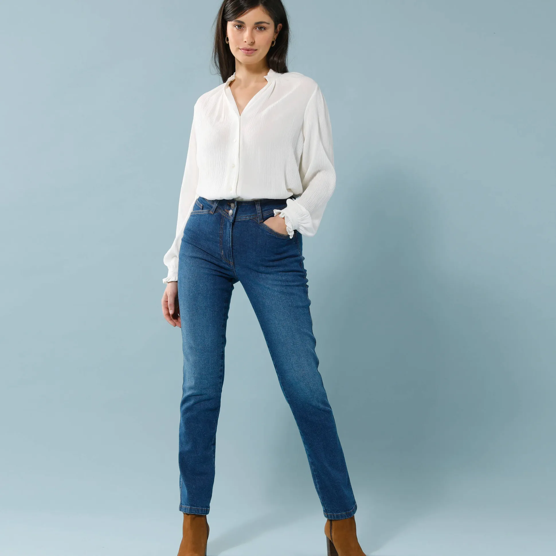 Rechte jeans met deelnaden, speciaal voor kleine lengtes