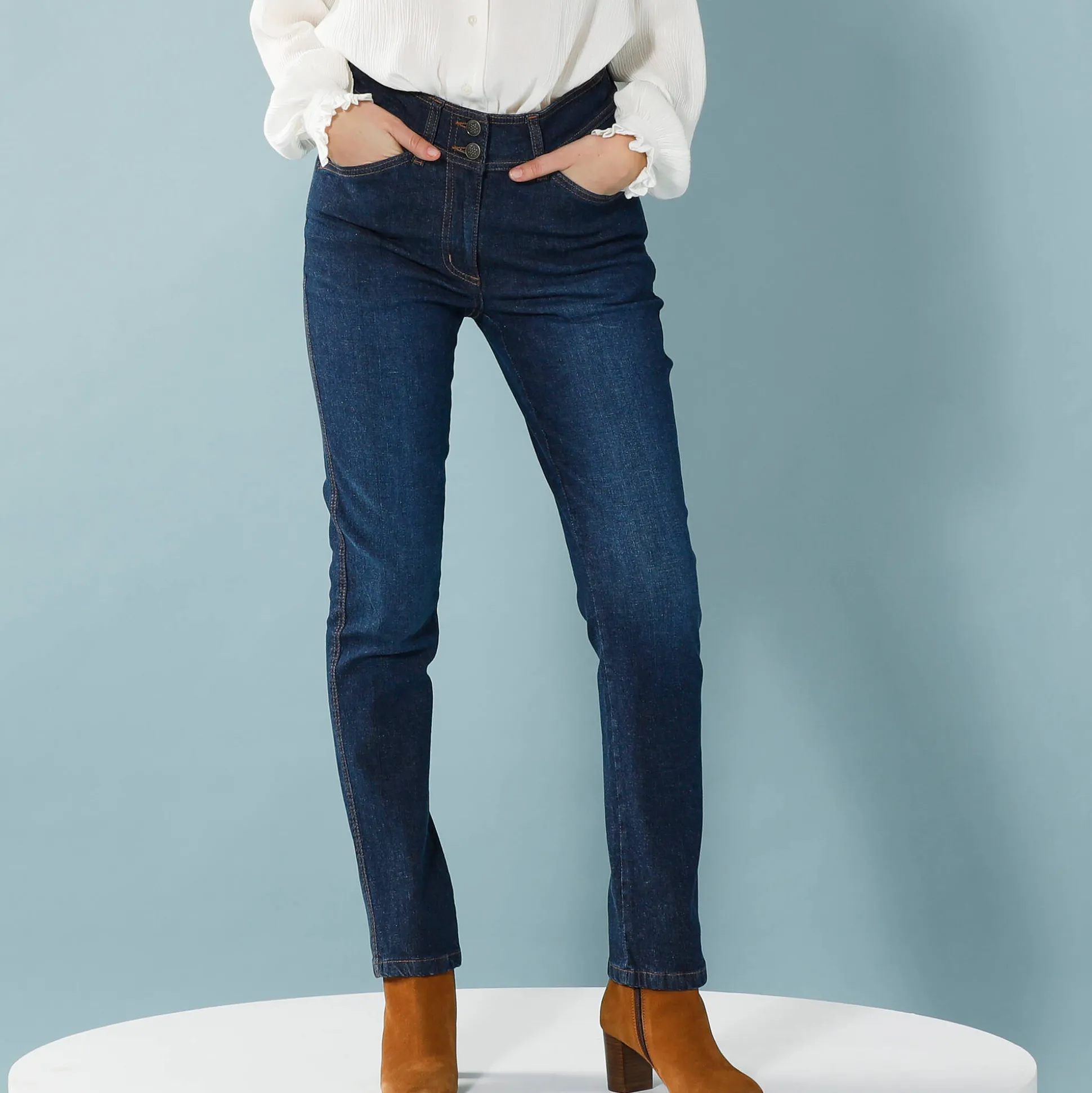 Rechte jeans met deelnaden, speciaal voor kleine lengtes