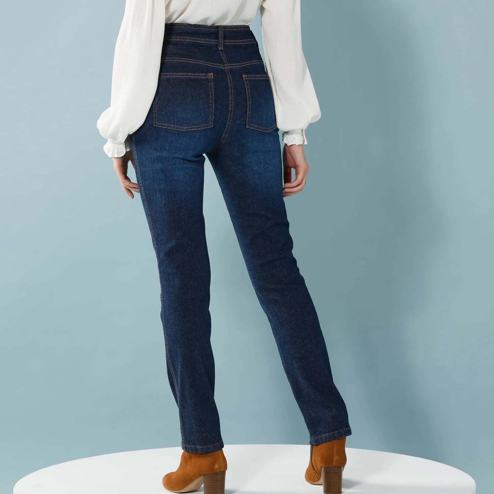 Rechte jeans met deelnaden, speciaal voor kleine lengtes