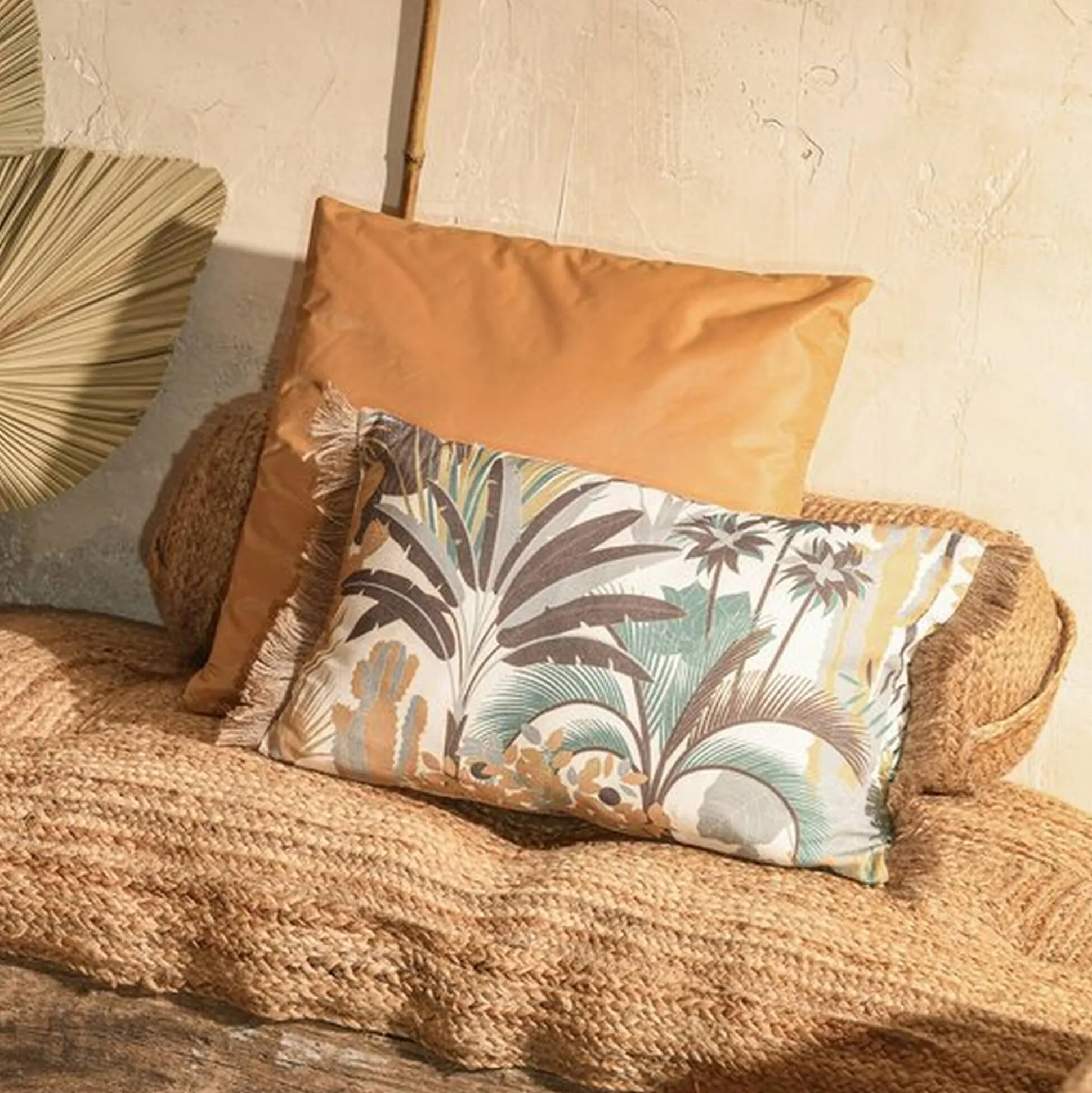 Rechthoekig kussen met jungleprint