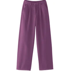 Ruime, rechte broek, speciaal voor kleine lengtes