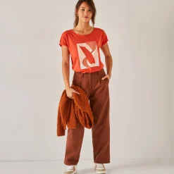 Ruime, rechte broek, speciaal voor kleine lengtes