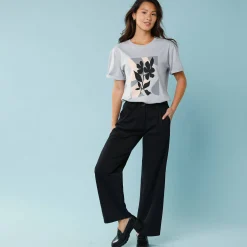 Ruime, rechte broek, speciaal voor kleine lengtes