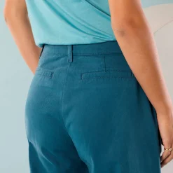 Ruime, rechte broek, speciaal voor kleine lengtes
