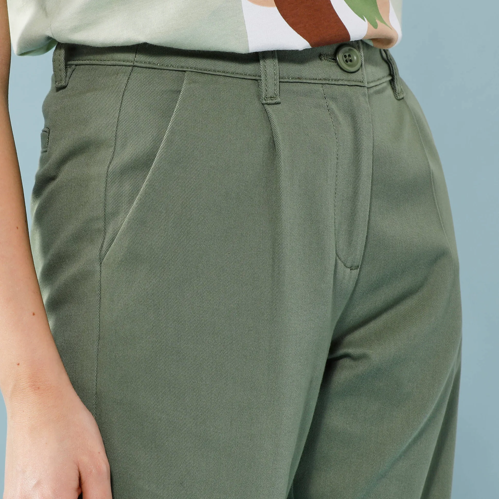 Ruime, rechte broek, speciaal voor kleine lengtes