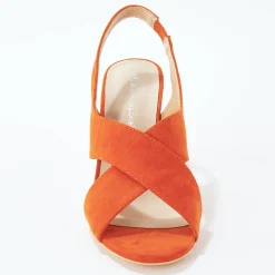 Sandalen met hak en gekruiste riempjes