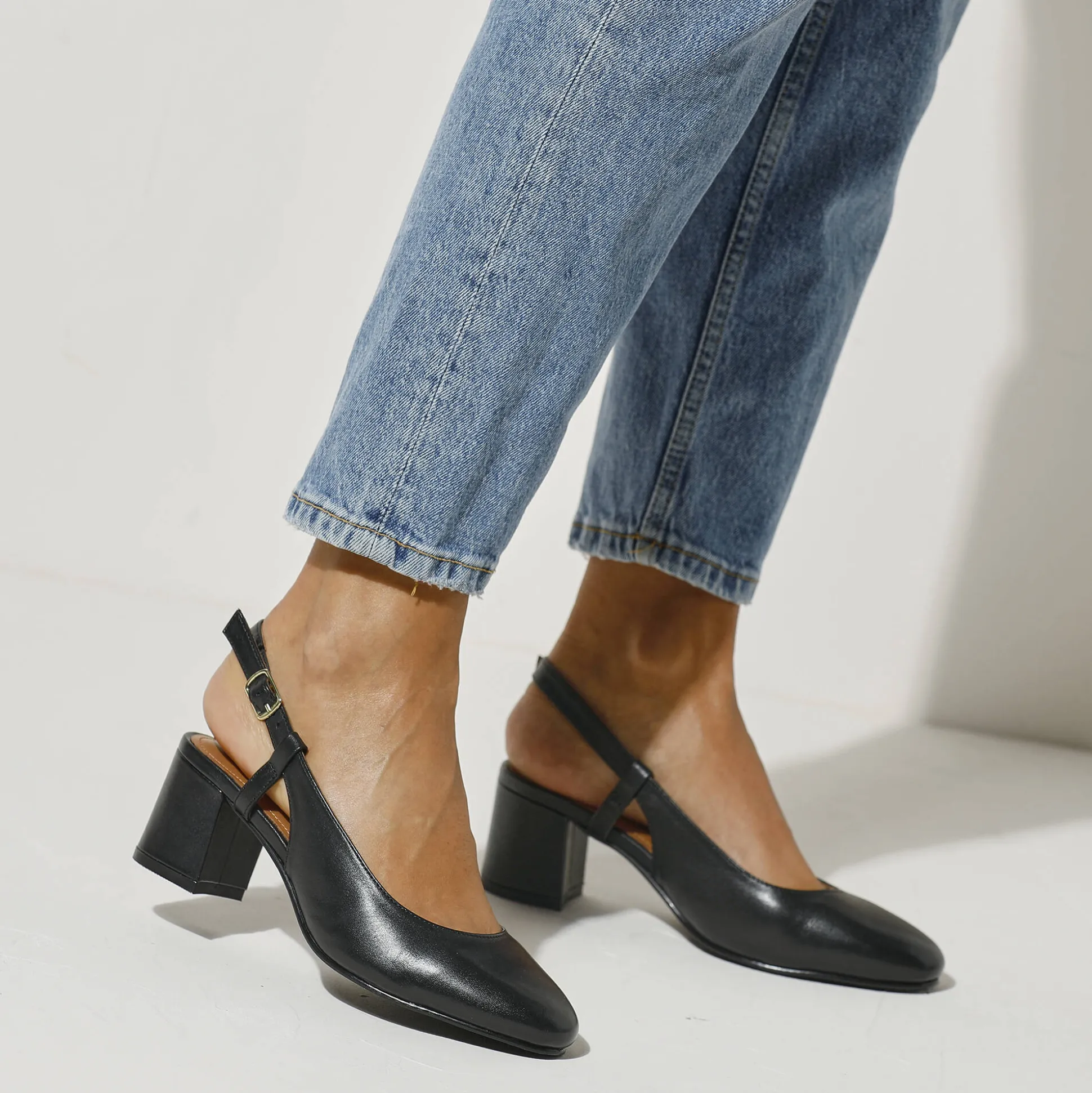 Slingback pumps in leer, LWG-gecertificeerd