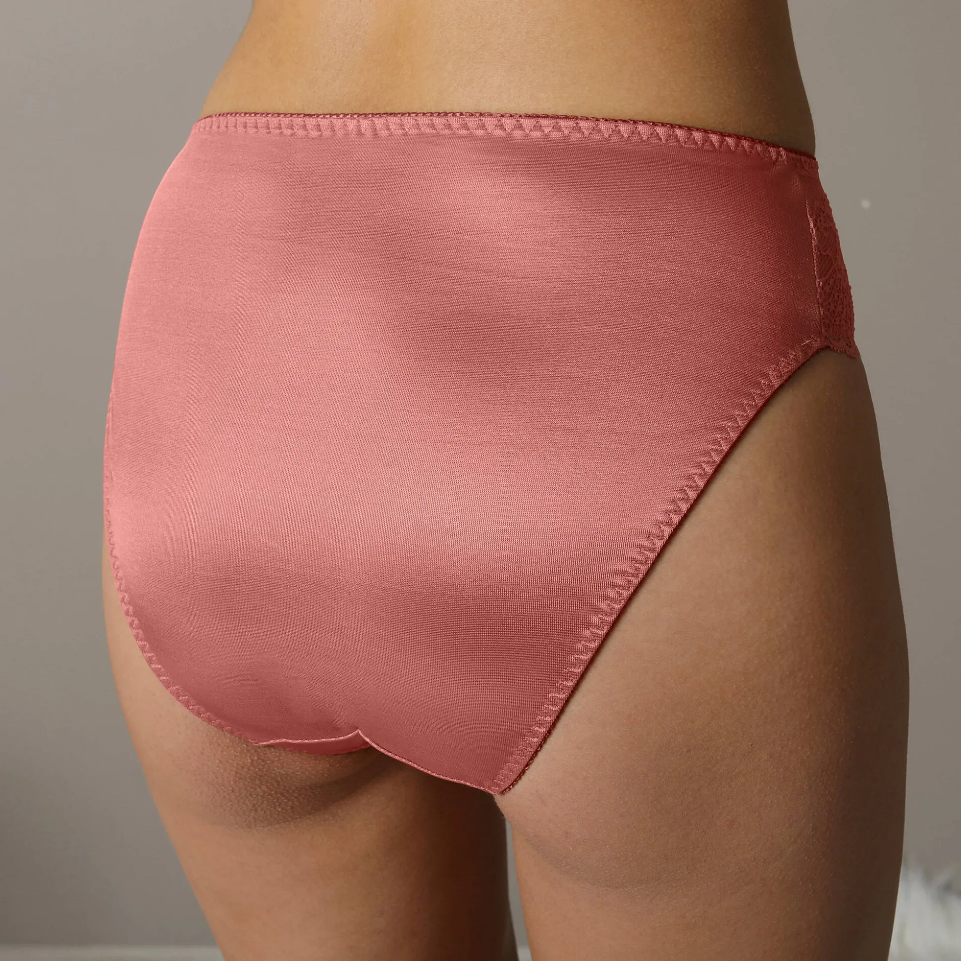 Slip in glanstricot en kant Salford - set van 2