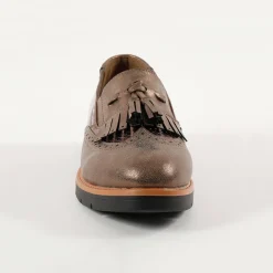 Slip-ons met sleehak, franjes en kwastjes
