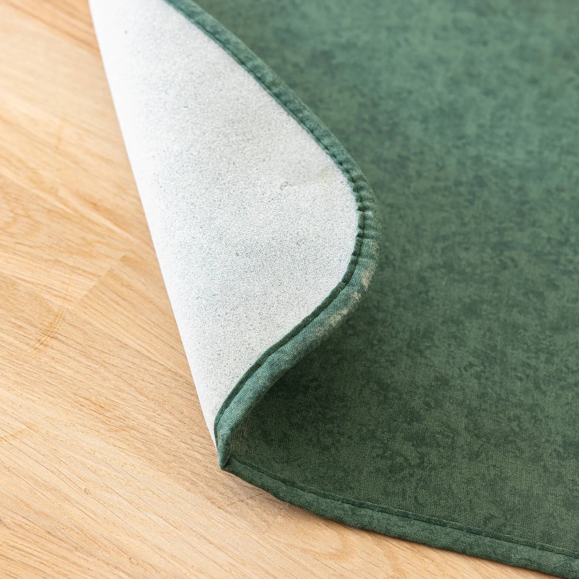 Slipvrije salonbescherming, faux-uni collectie
