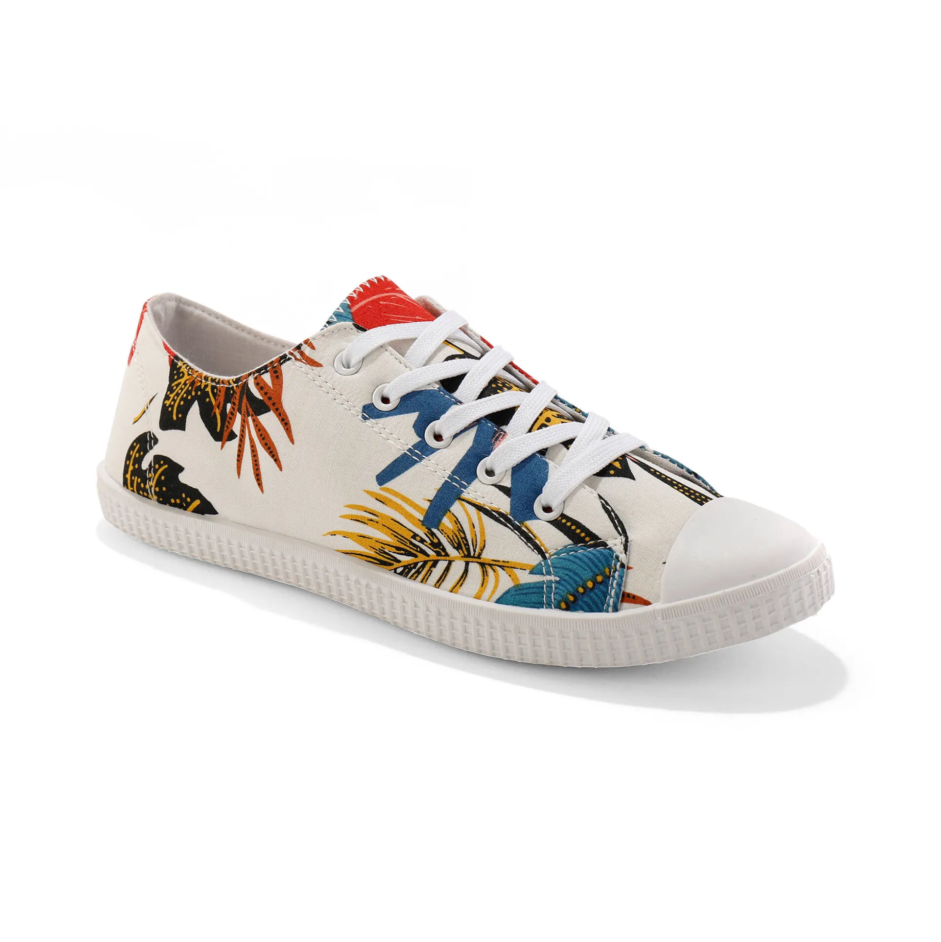 Sneakers in canvas - bladerenprint