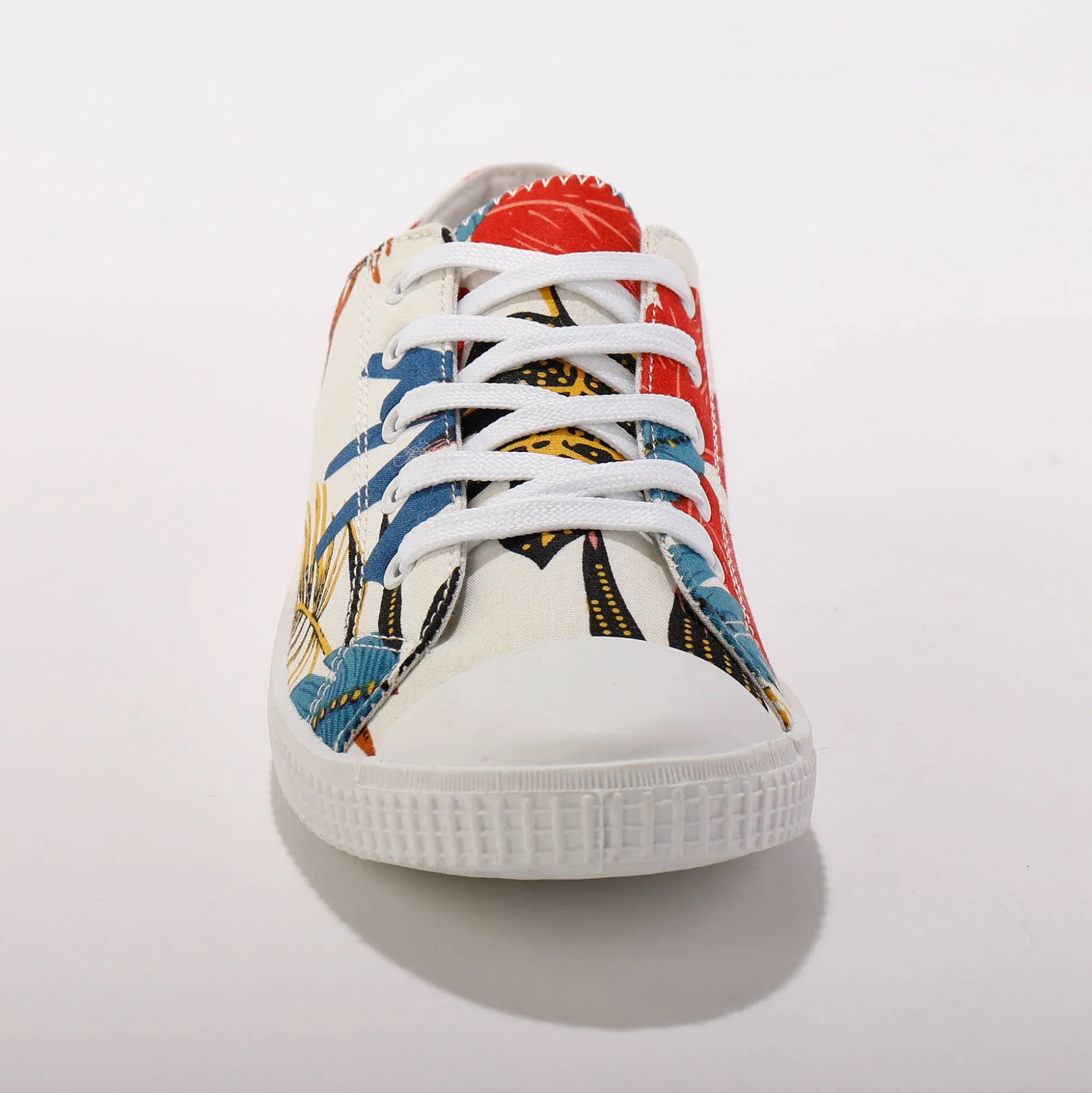 Sneakers in canvas - bladerenprint