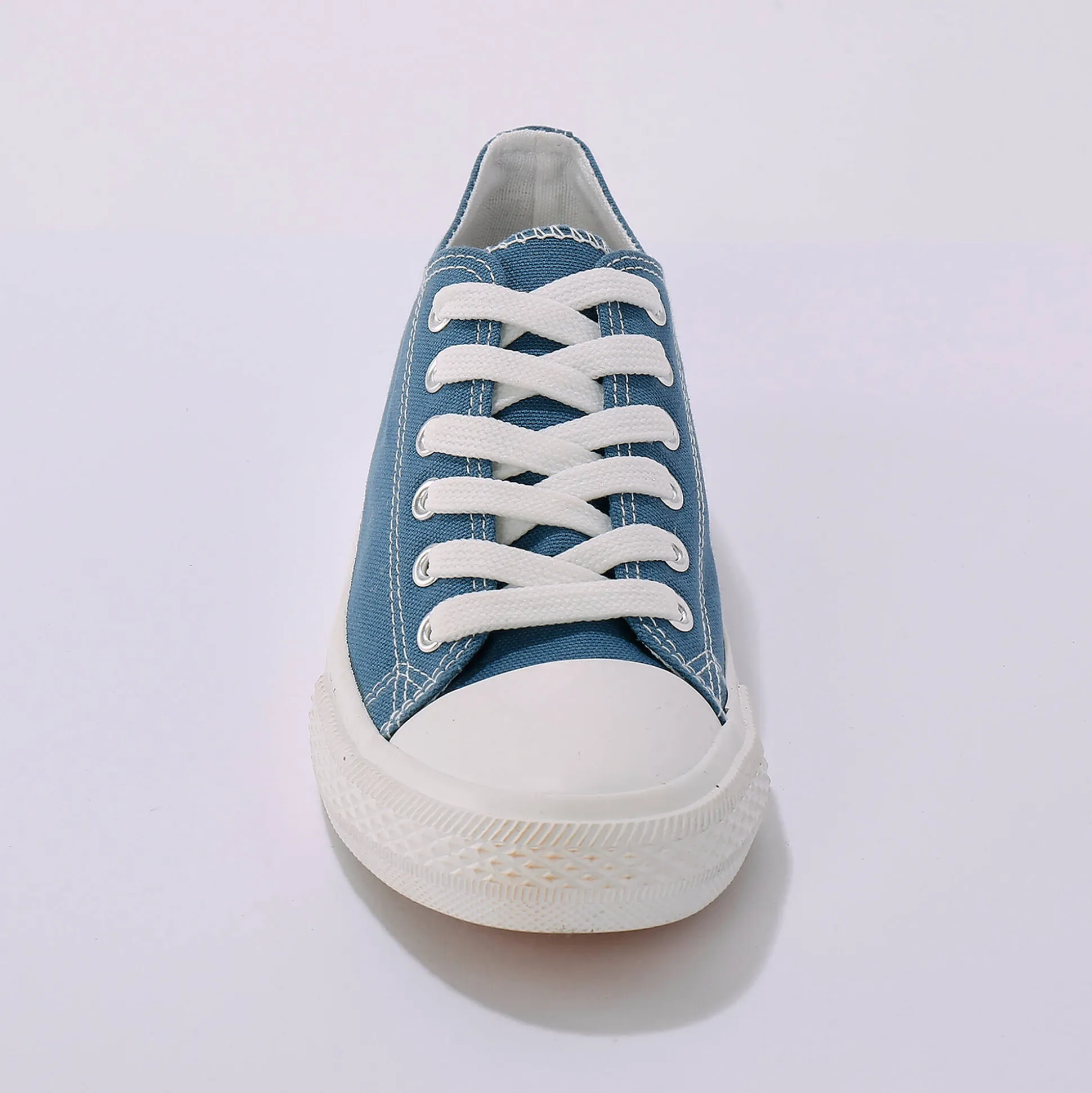Sneakers in canvas, met veters
