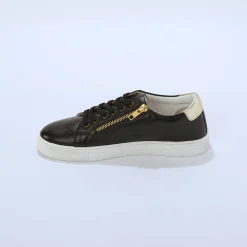 Sneakers met borduursel en rits