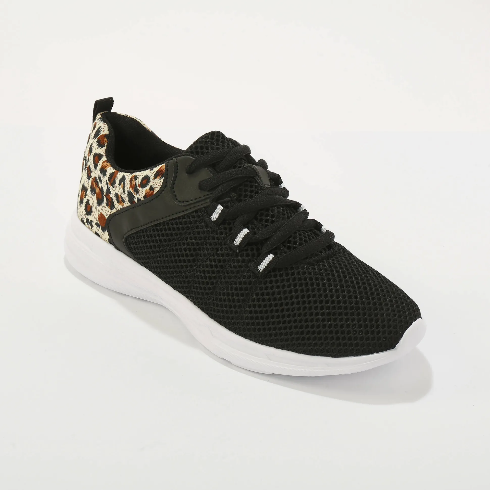 Sneakers met veters en dierenhuidprint