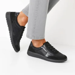 Sneakers met veters en rits, in leer met rekbare pasjes