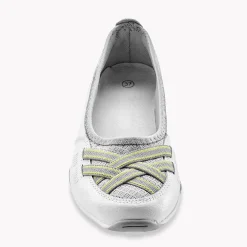 Soepele ballerina's in leer