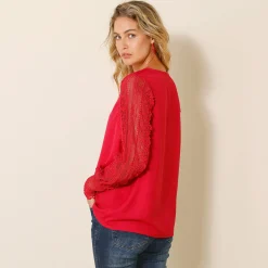 Soepele bloes met V-hals en lange mouwen, in macramé