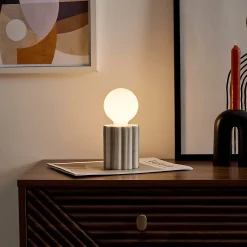 Staande ledlamp in keramiek