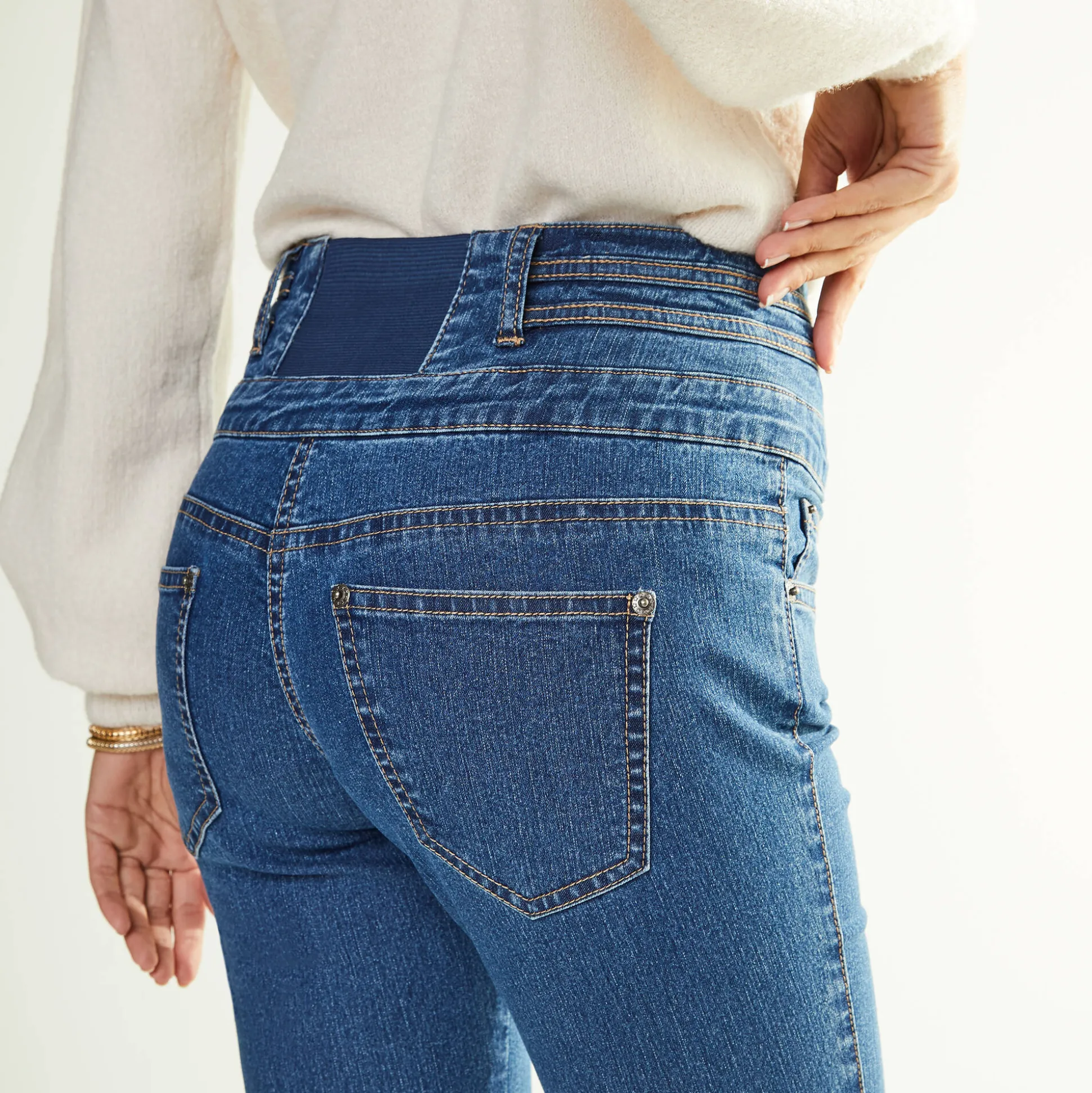 Stretchjeans in bootcutmodel met hoge taille - binnenpijplengte 78 cm