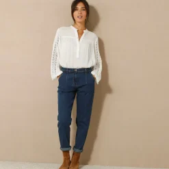 Stretchjeans in 'mom' model, hoge taille