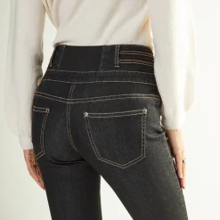 Stretchjeans in recht model met hoge taille