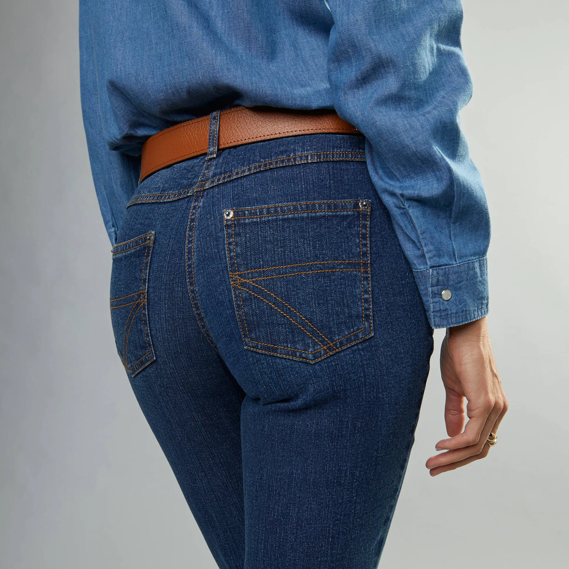 Stretchjeans in recht model - gemiddelde lengte