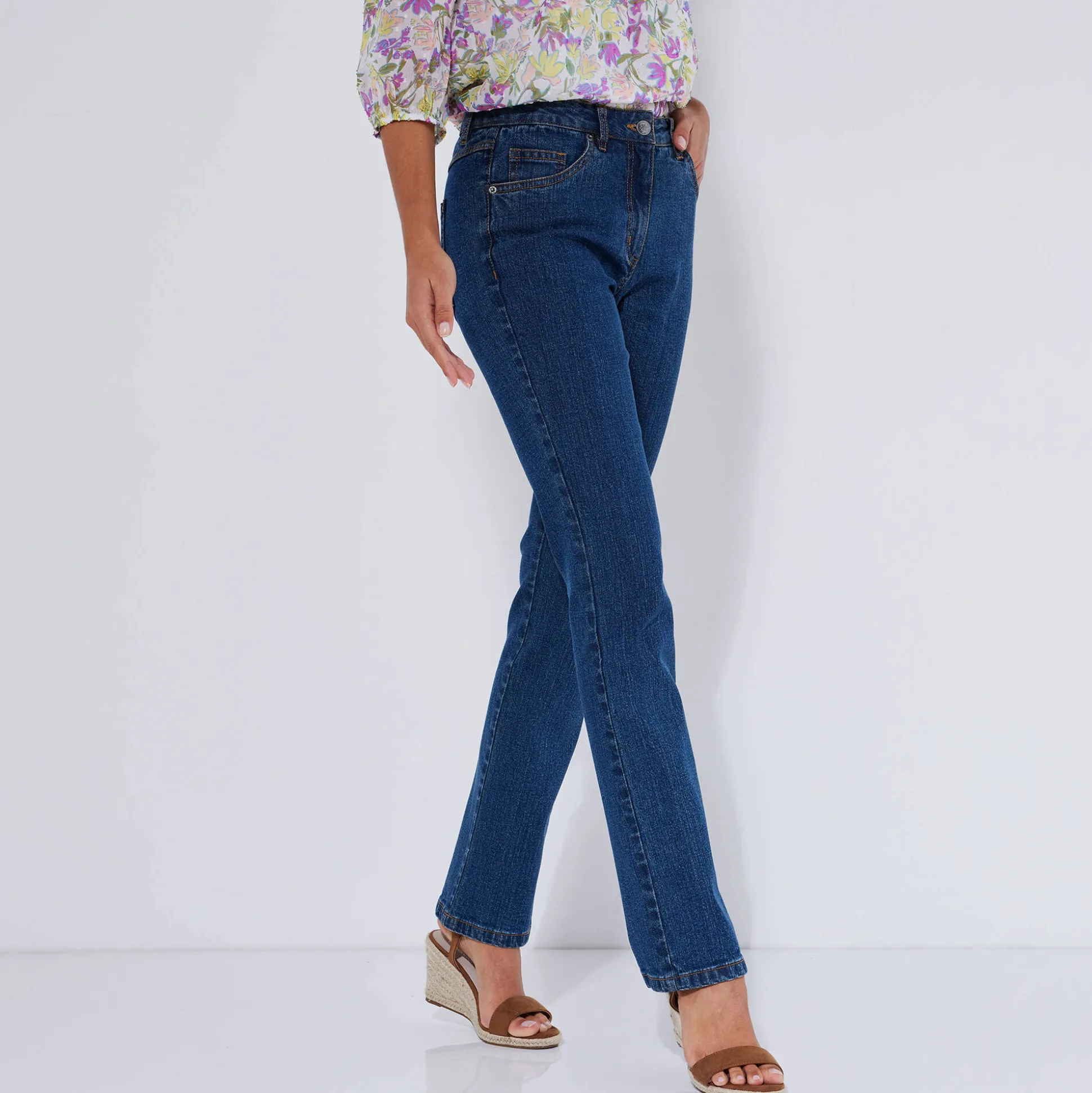 Stretchjeans in recht model - gemiddelde lengte