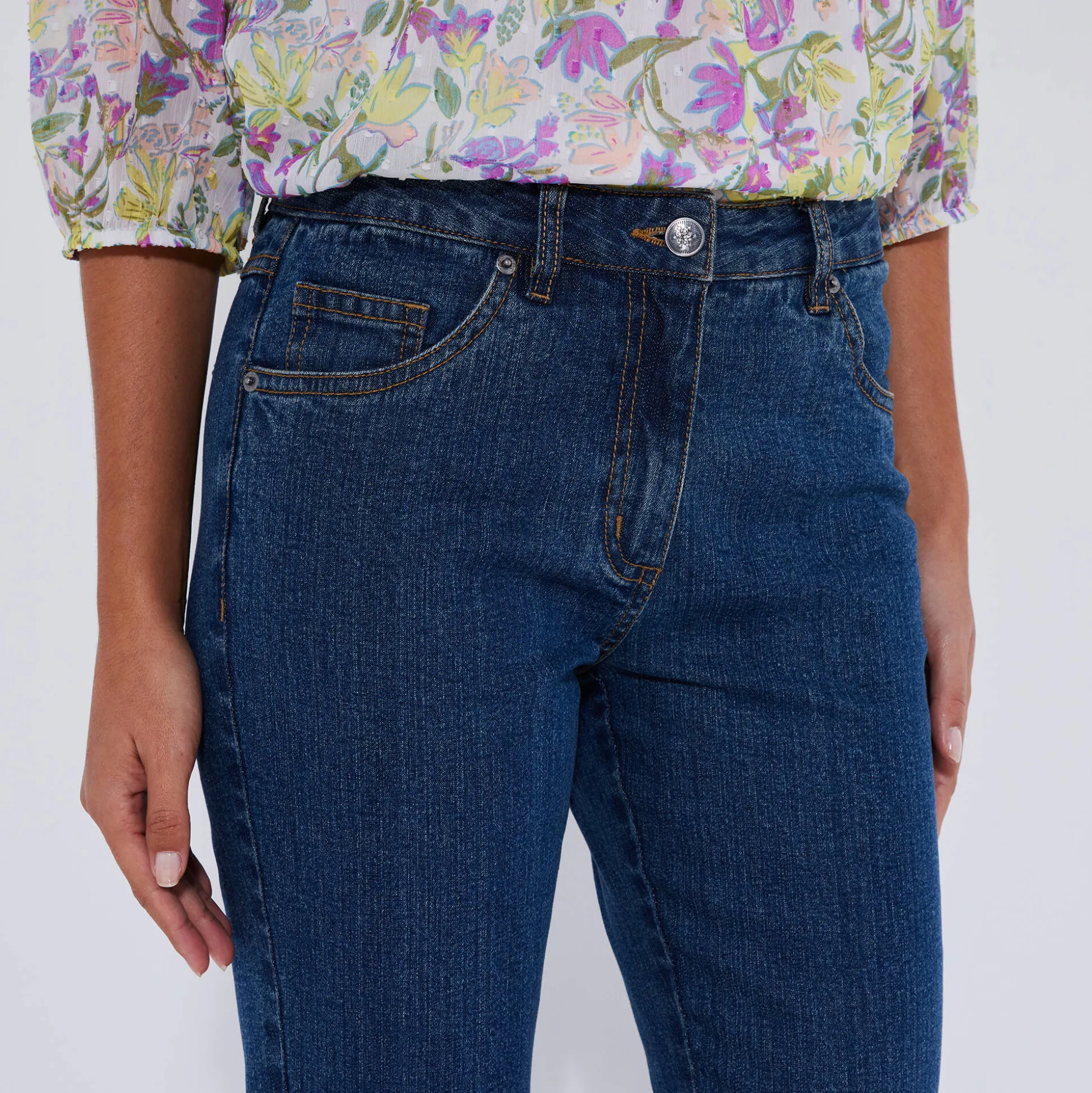 Stretchjeans in recht model - gemiddelde lengte