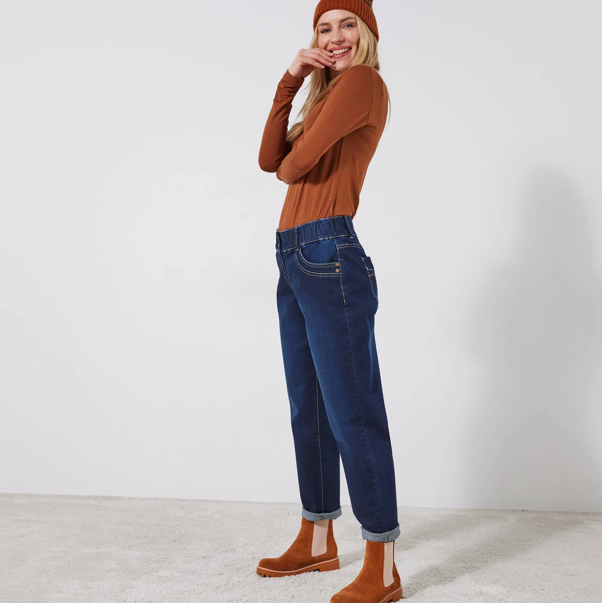 Stretchjeans 'mom' model met elastische taille