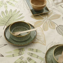 Tafellaken in toile cirée, met bladerenprint