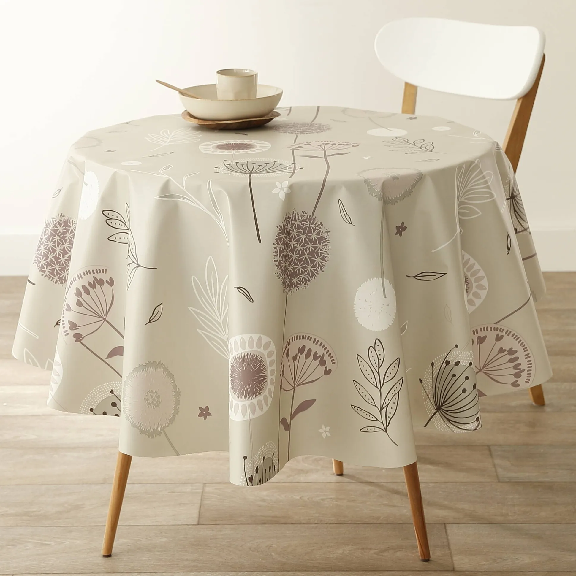 Tafellaken in toile cirée met paardenbloemmotief