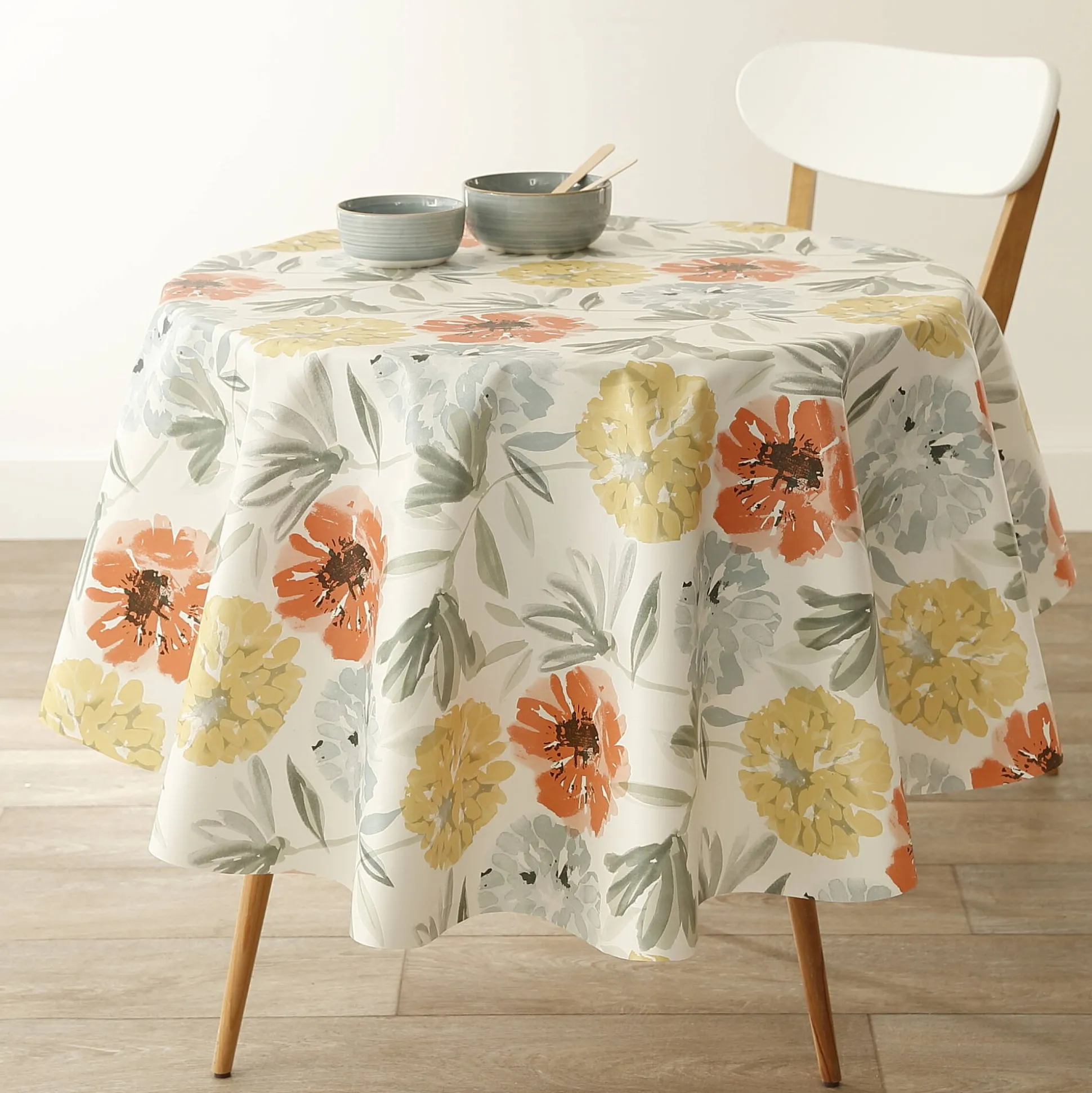 Tafellaken in toile cirée met grote bloemenprint